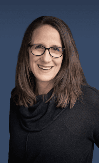 Portrait of Cyndy Lobb